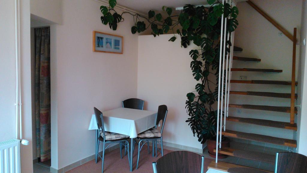 Margitapartman Buk Room photo